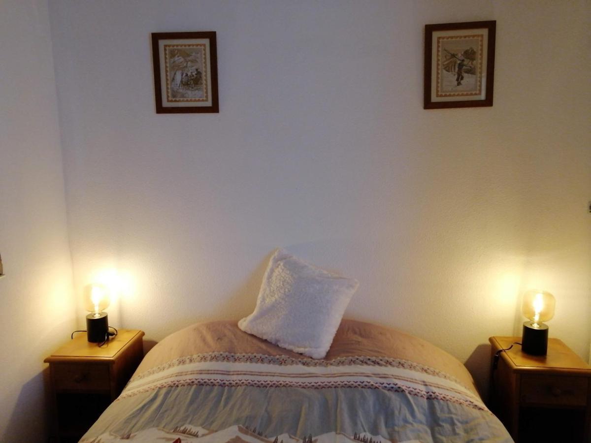 Appartement 2 Chambres Au Calme Les Angles  Buitenkant foto